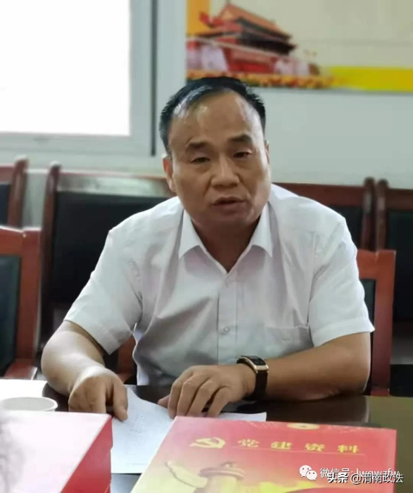 临渭区直机关工委对区委政法委党建工作进行检查指导