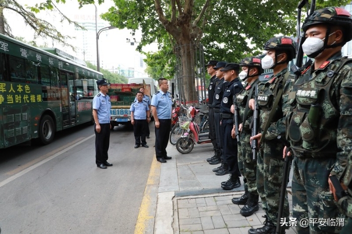 一线慰问励斗志 真情关怀暖警心