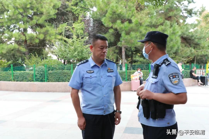 一线慰问励斗志 真情关怀暖警心